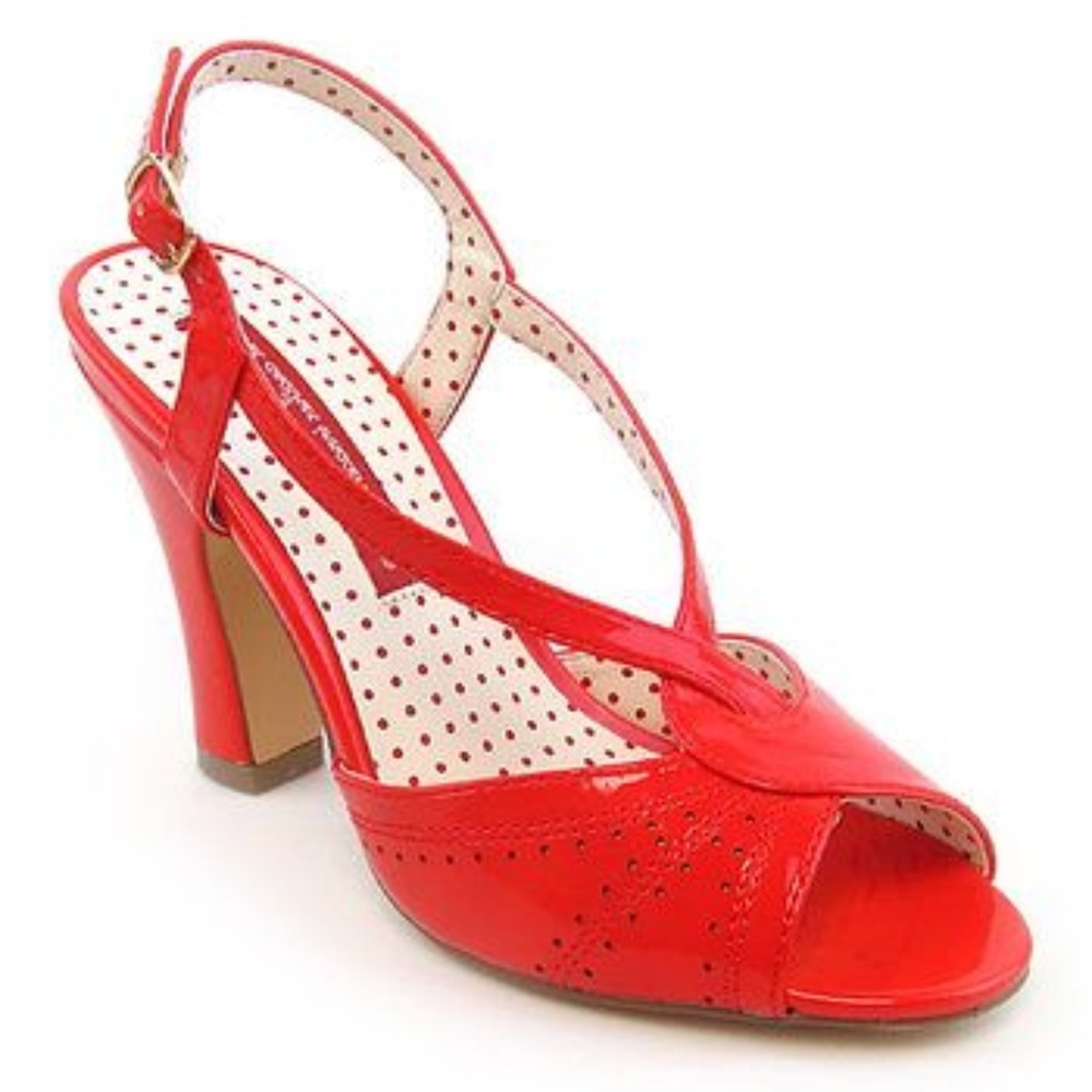 B.A.I.T Poppy Red Vanka Pump, Size 6.5